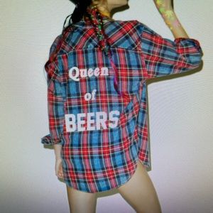 The Laundry Room Queen of Beers sleeveless flannel